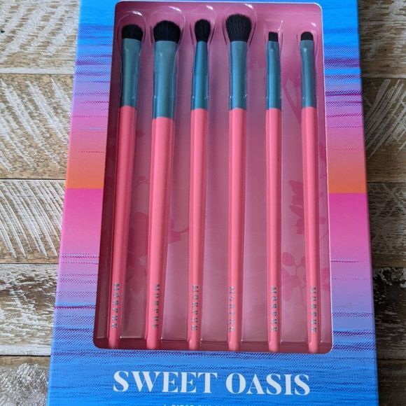 Morphe Other - Morphe Sweet Oasis 6 Piece Eye Brush Set Brush Set